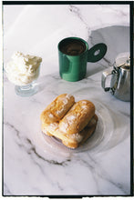 Load image into Gallery viewer, BIG BAGEL MUG - GREEN DETOX